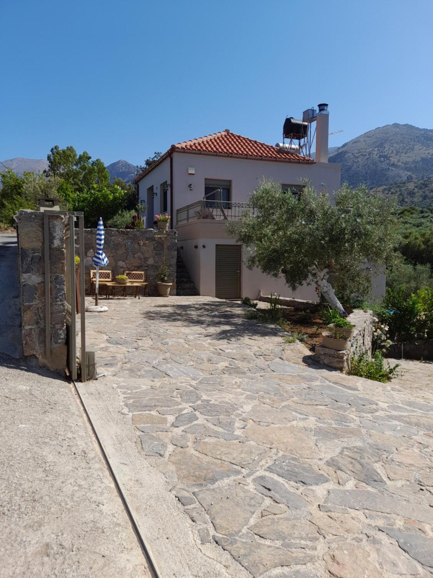 "Villa Kastania" Melidoni, Chania, Crete ภายนอก รูปภาพ